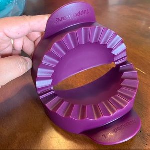 Tupperware Empanada Pastry Maker